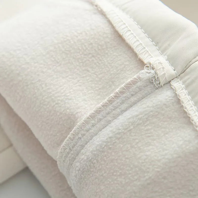 2025 Women's Elegant Skateboard One-piece Fleece Ski Bodysuit Female Long Sleeve Waterproof Windproof Patchwork Skiing Jumpsuits