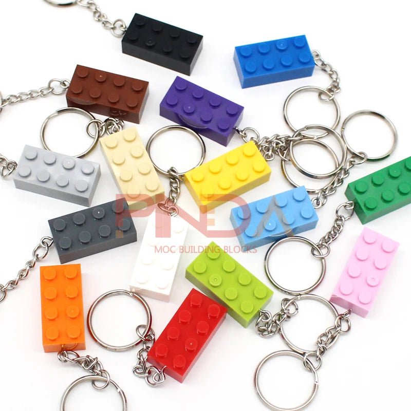 10Pcs MOC 2x4 Schlüssel Kette Bausteine ​​Kreative Geschenk mit MOC Ziegel Keychain Ziegel Platte Kompatibel 