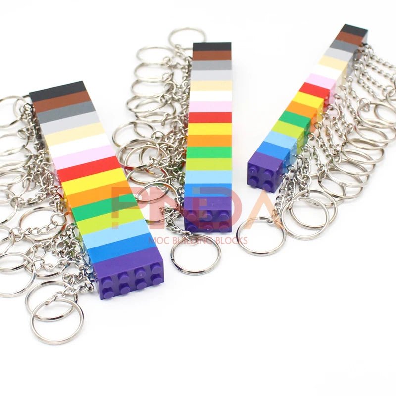 10Pcs MOC 2x4 Schlüssel Kette Bausteine ​​Kreative Geschenk mit MOC Ziegel Keychain Ziegel Platte Kompatibel 