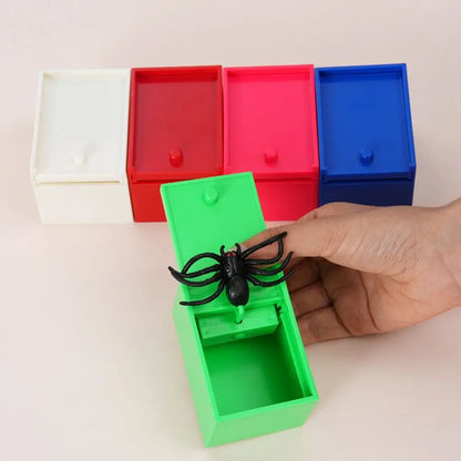 Colorful Plastic Prank Prop Scary Mischief Spider Scare Box in Case Random Color Funny Toy