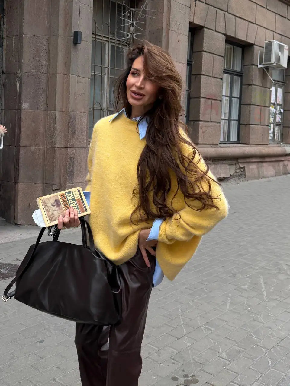 Hirsionsan 2025 New Soft Loose V Or O Neck Knitted Sweaters Women Winter Solid Female Pullovers Warm Basic Knitwear Jumper