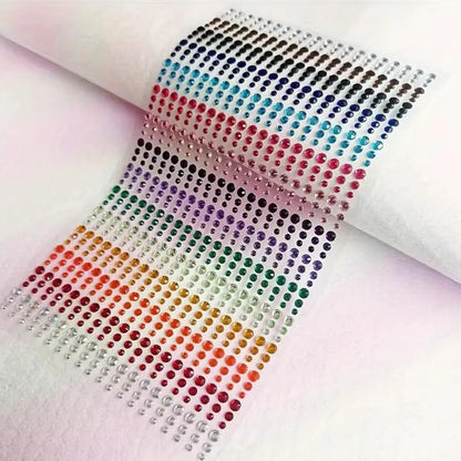 1sheet 900pcs Rainbow Face Glittle Gem Stickers Stick-On Facial Tattoo Eye Rhinestone Jewels 3/4/5mm Mix Wedding Party Make Up
