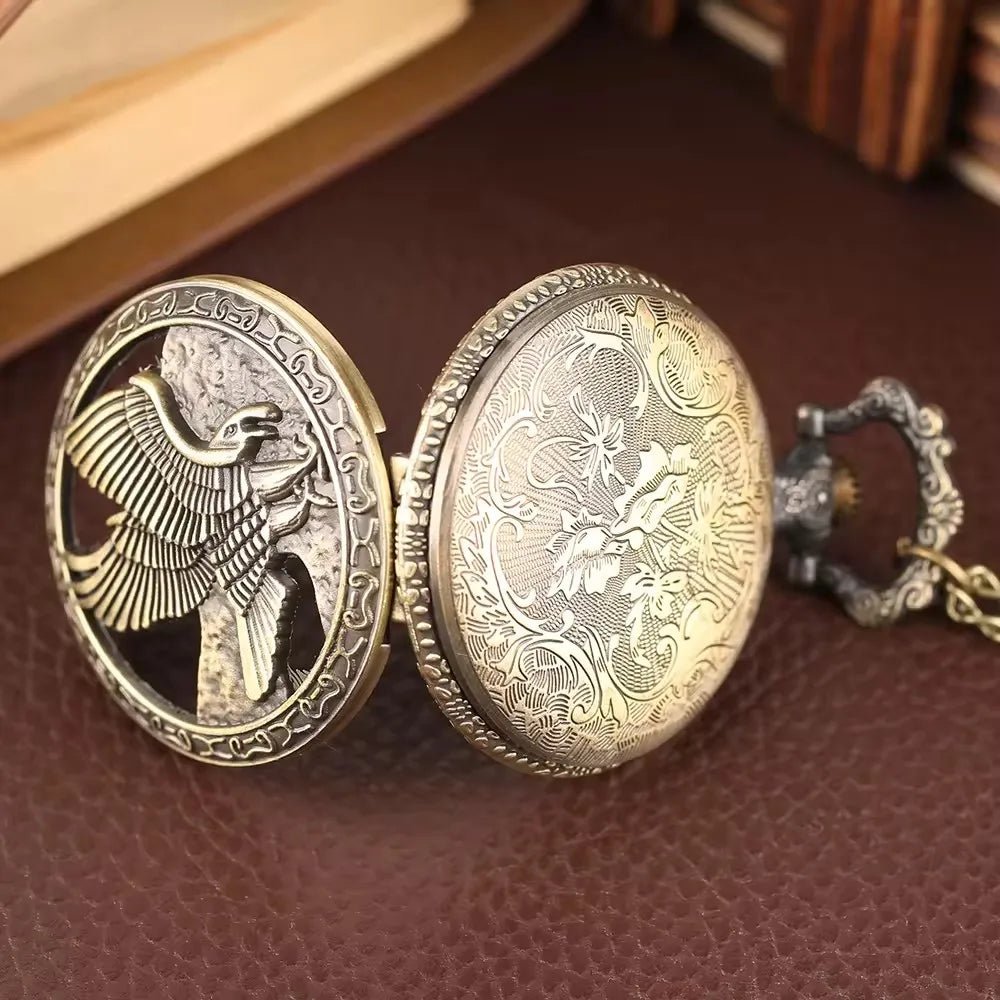 Vintage Necklace Pendant Steampunk Bronze Metal Eagle Antique Nostalgic Gift Pocket Watch with Chain