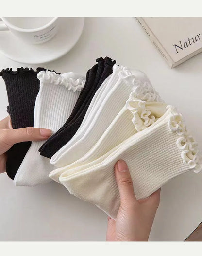5 Pairs /Lot Socks for Women Ruffle Middle Tube Ankle Short Breathable Black White Set Spring Autumn