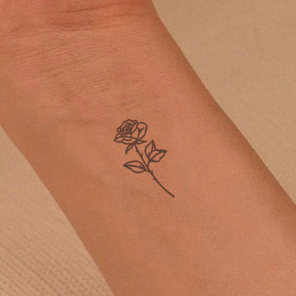 1 Stück wasserdichte temporäre Tattoo-Aufkleber mit kleinem Muster, langlebig und wasserdicht für ein bis zwei Wochen, für Arm und Bein.