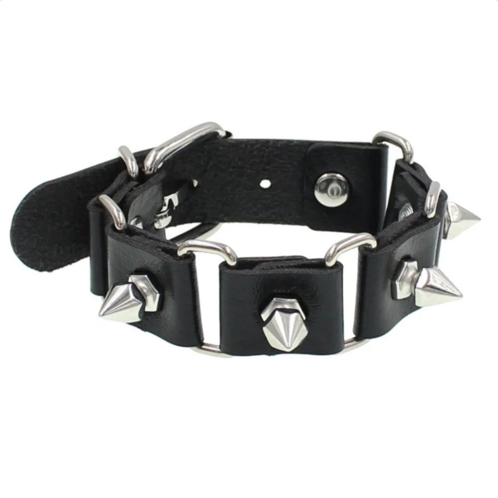 90s Fashion Punk Style Bracelet Personality PU Leather Three Rows Spikes Square Stud Bracelets Bangle 2024