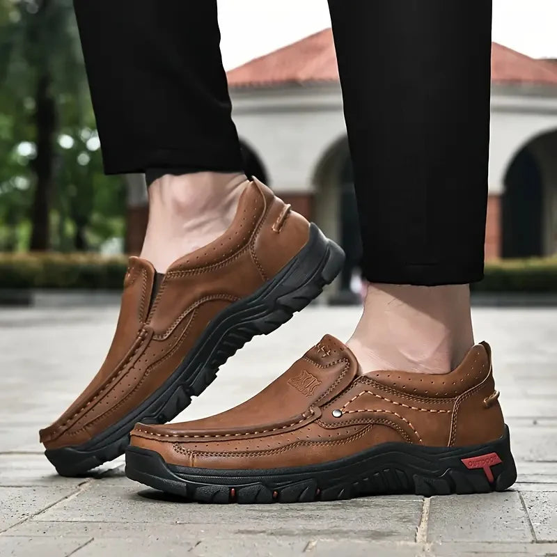 Handmade Leather Men Shoes Casual Outdoor Slip On Loafers Men Leather Shoes Flats Moccasins Walking Shoes Non-Slip Dropshipping