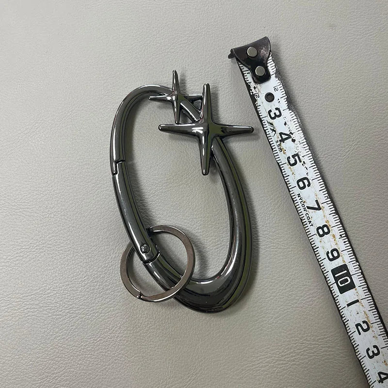 New Star Essential Icon Carabiner Keychain Blackout Women Men High Quality Oval Solid Belt Buckle Unisex Couple Sliver Key Ring