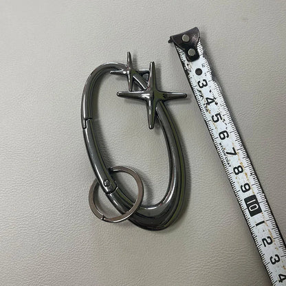 New Star Essential Icon Carabiner Keychain Blackout Women Men High Quality Oval Solid Belt Buckle Unisex Couple Sliver Key Ring