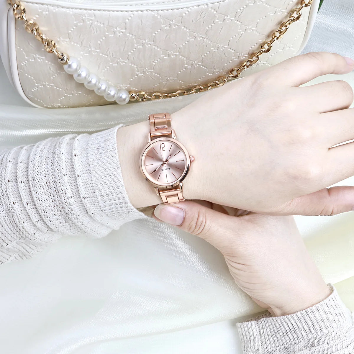 Fashion Small Dial Gold Watch Woman Luxury Alloy Strap Ladies Quartz Wristwatches Gift Clock Gift reloj mujer£¨Without Box£©