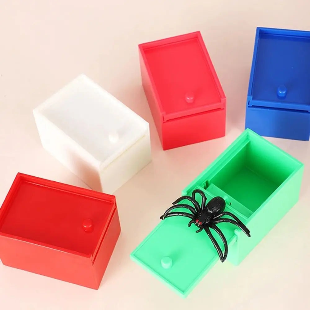 Colorful Plastic Prank Prop Scary Mischief Spider Scare Box in Case Random Color Funny Toy