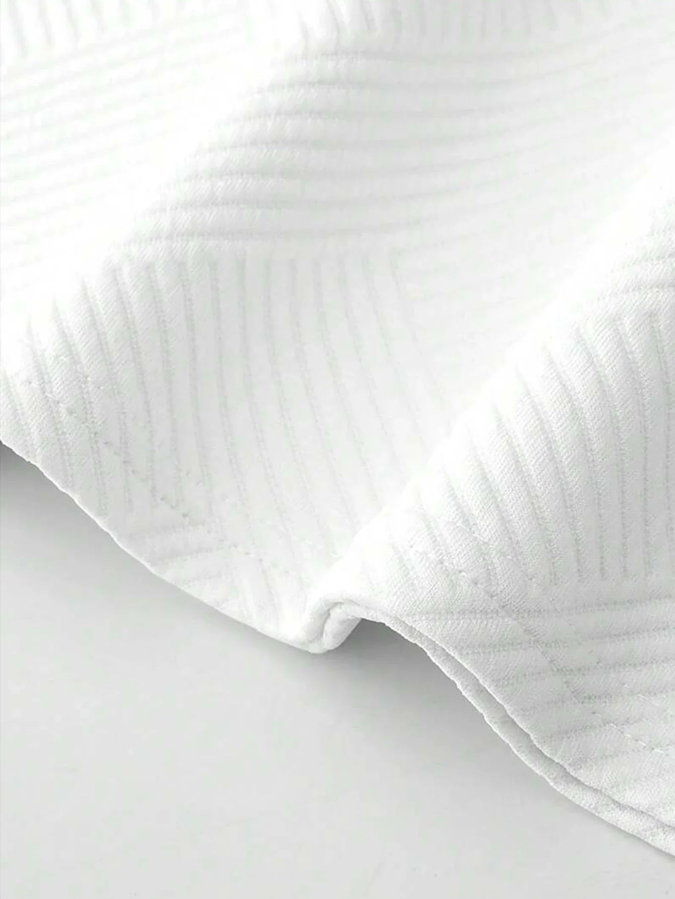 Men's Textured Letter Patched Round Neck Tee & Drawstring Shorts Two-Piece Set Regular Fit Casual Short Sleeve T shirt & Shorts