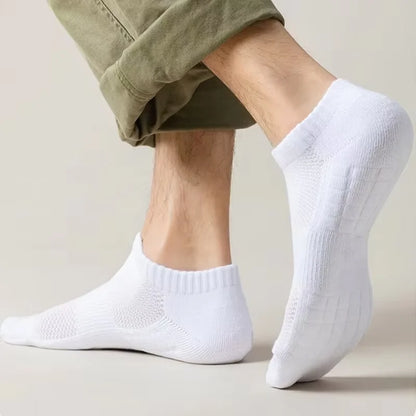 6 Pairs Moisture Wicking Sports Socks with Cushioned Bottoms Perfect for Running and Professional Sports