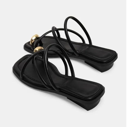 Stylish Women's Cross Strap Slide Sandals Comfortable Lightweight Toe Loop Beach Shoes with Casual Solid Color Design for Summer