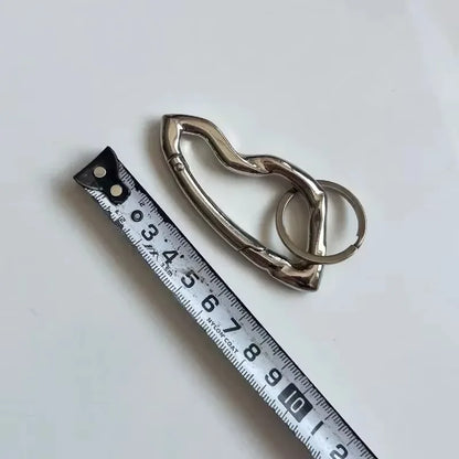 New Star Essential Icon Carabiner Keychain Blackout Women Men High Quality Oval Solid Belt Buckle Unisex Couple Sliver Key Ring