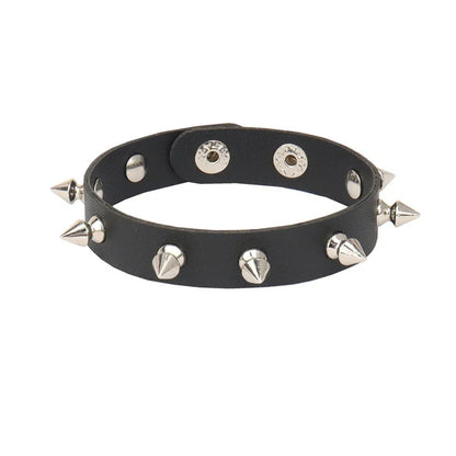 90s Fashion Punk Style Bracelet Personality PU Leather Three Rows Spikes Square Stud Bracelets Bangle 2024