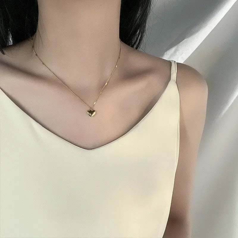 Gold Color Heart Shape Metal Pendant Korean Chain Necklace For Women Silver Color Lovely Women Ins Necklace Fashion Jewelry