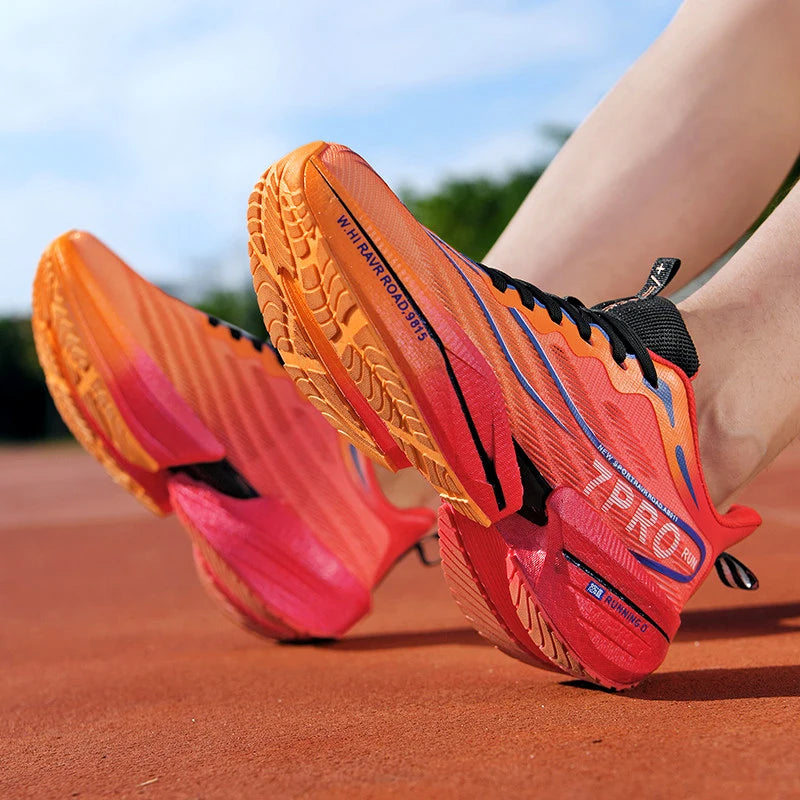 New Men's Carbon Plate Sneakers Outdoor Soft Sole Mesh Sports Shoes Running Shoes Light Anti-Slip Casual Couple Tennis Shoes