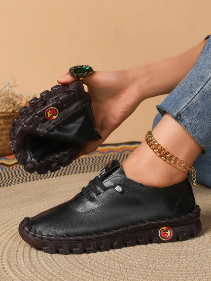 2025 Spring and Autumn Hand-stitched Single Shoes Large Size Women's Shoes Middle-aged Mom Shoes White Shoes Flat Casual Shoes