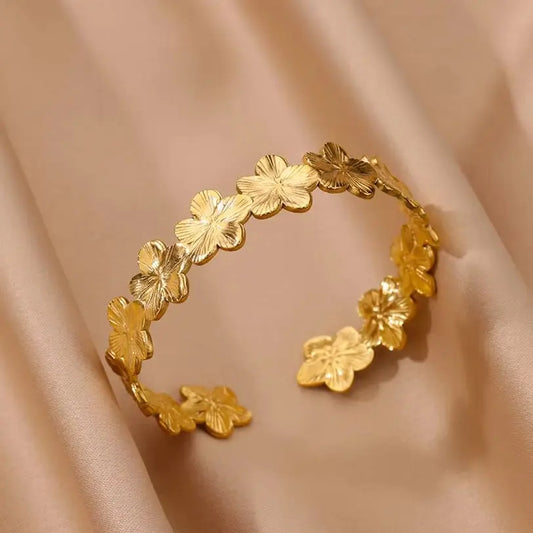 Vintage Flower Bangles For Women Gold Color Stainless Steel Flower Bangles Bracelets Femme Jewelry Party Gift pulseras