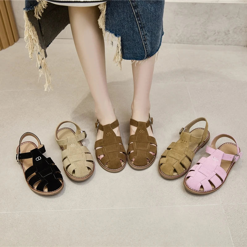 AIYUQI Flat-soled Retro Genuine Leather Hollow Baotou Sandals Women's 2025 New Hollow Pig Cage Women's Sandals