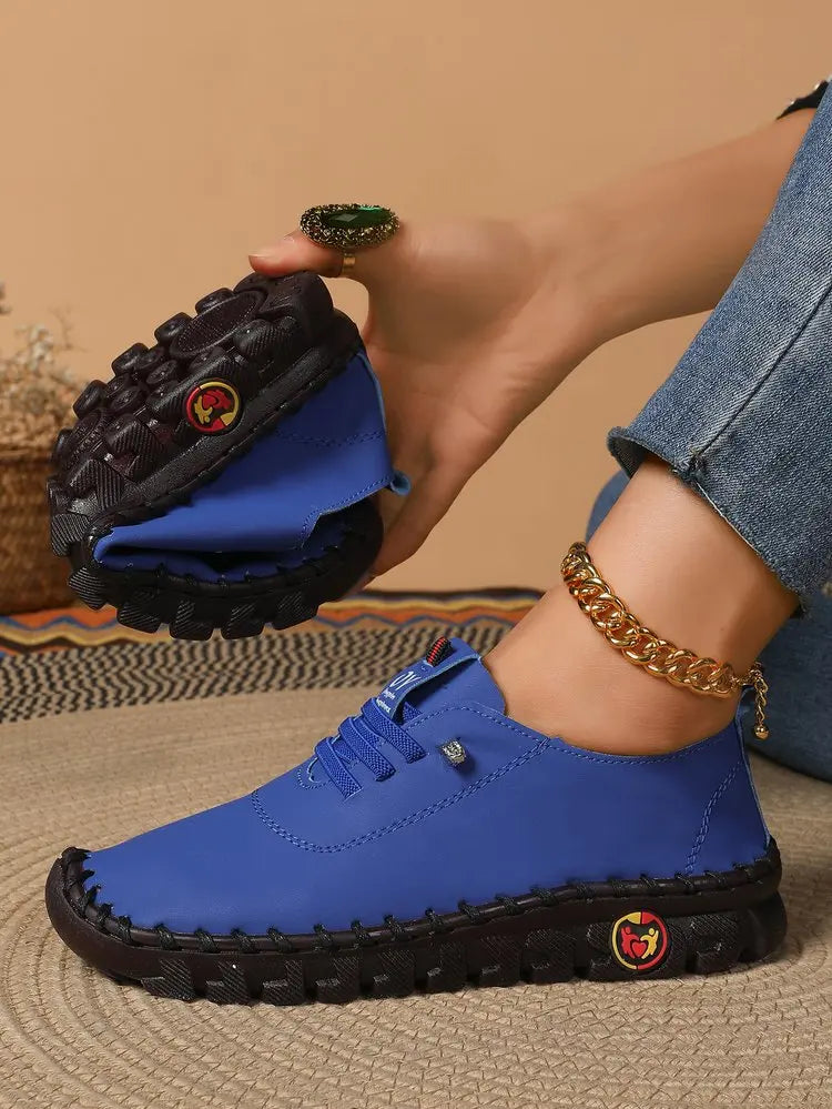 2025 Spring and Autumn Hand-stitched Single Shoes Large Size Women's Shoes Middle-aged Mom Shoes White Shoes Flat Casual Shoes