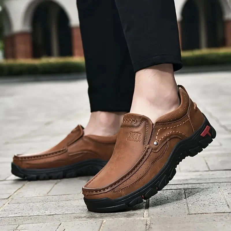 Handmade Leather Men Shoes Casual Outdoor Slip On Loafers Men Leather Shoes Flats Moccasins Walking Shoes Non-Slip Dropshipping
