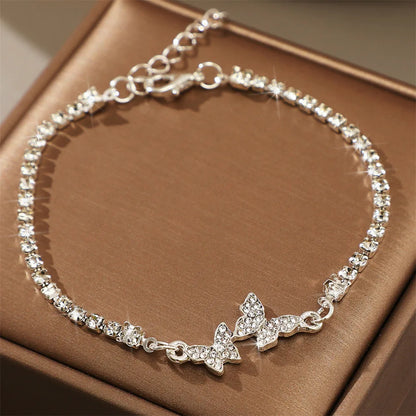 Shiny Exquisite Full Crystal Rhinestone Paved Butterfly Bracelet for Women Luxury Dainty Temperament Banquet Bracelets Jewelry