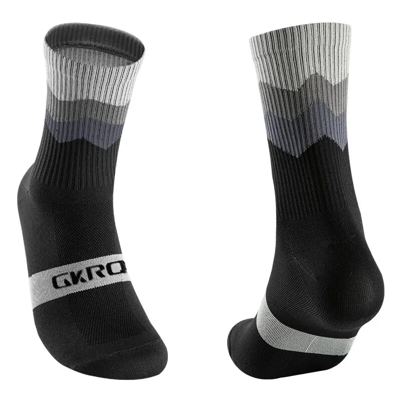 Cycling Socks for Men And Women Breathable Ankle Length Sports Gym Cycling Socks Non Slip Moisture Wicking Cycling Ankle Socks