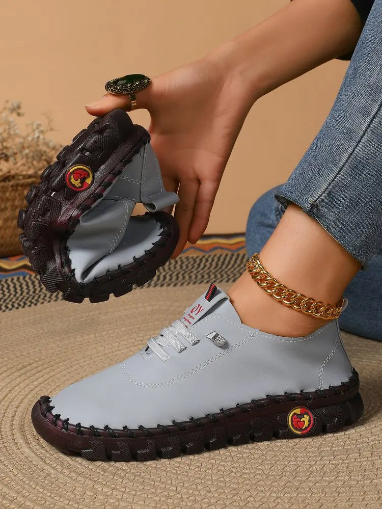 2025 Spring and Autumn Hand-stitched Single Shoes Large Size Women's Shoes Middle-aged Mom Shoes White Shoes Flat Casual Shoes