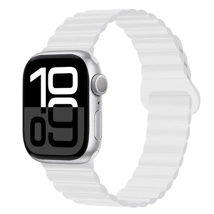 Magnetic Strap For Apple Watch Bands 46mm 42mm 49mm 45mm 44mm 41mm Silicone Sport Bracelet iWatch Series ultra 10 9 8 7 6 5 SE