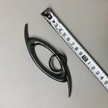 New Star Essential Icon Carabiner Keychain Blackout Women Men High Quality Oval Solid Belt Buckle Unisex Couple Sliver Key Ring