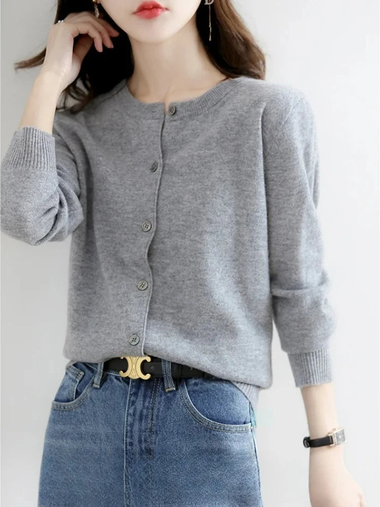 2025 New Worsted Spring And Autumn Women Cardigan Round Neck Knitwear Solid Color Fashion High-grade Knitwear Sweater