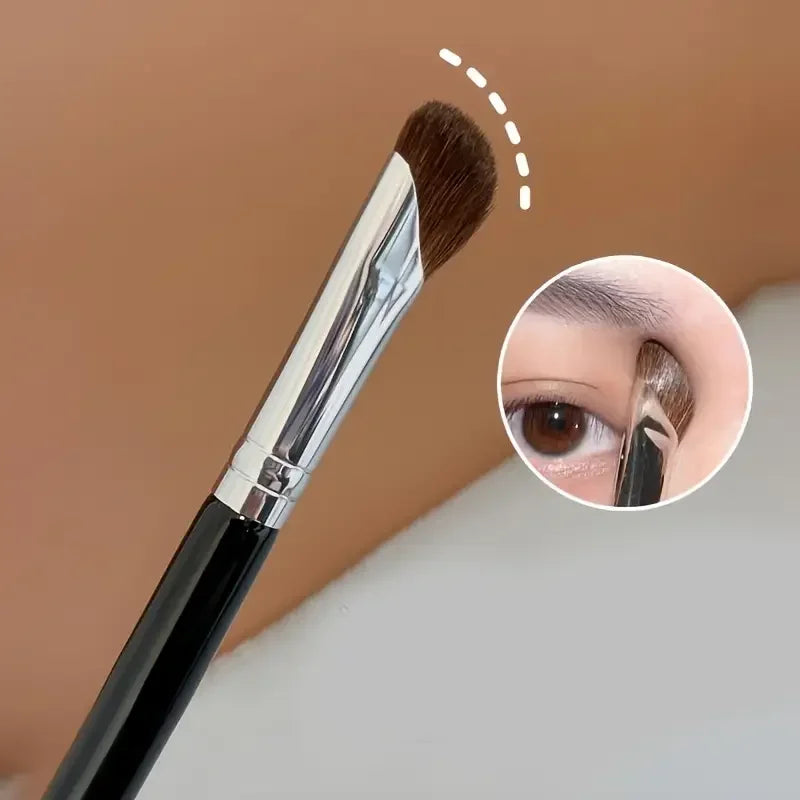 3D Contour Nose Shadow Brush - Angled Eyeliner Wand, Portable travel,Highlighter Makeup Brush,Beginner Professional Makeup Tools