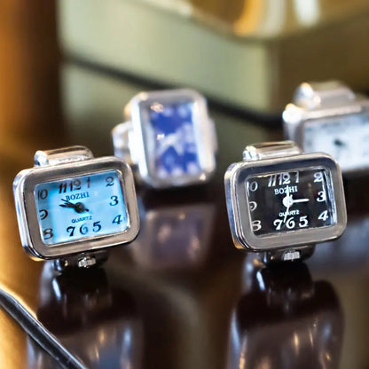 Fashion Personality Small Watch Small Square Finger Ring Watch Mini Burst Couple Cheap Things