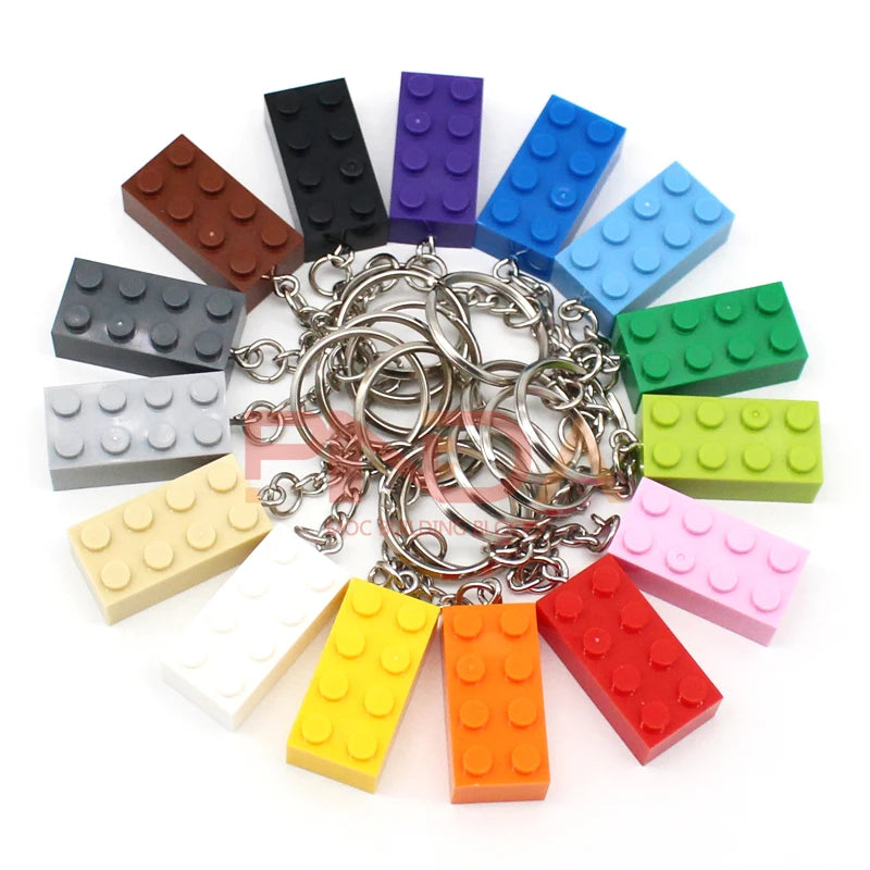 10Pcs MOC 2x4 Schlüssel Kette Bausteine ​​Kreative Geschenk mit MOC Ziegel Keychain Ziegel Platte Kompatibel 