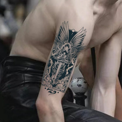 1 Stück wasserdichte temporäre Tattoo-Aufkleber mit dem Urteilsengel, langlebig und wasserdicht für ein bis zwei Wochen, geeignet für Arm und Bein. 