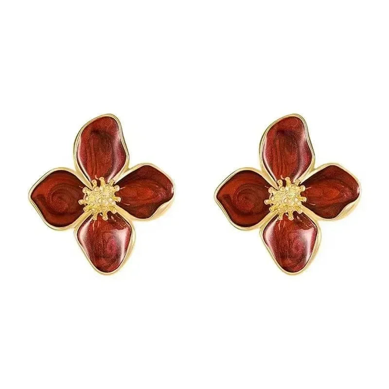 Hypoallergenic Stylish Vintage Flower Stud Earrings Premium Vintage Gold Plated Stainless Steel For Women Party §ã§֧â§֧اܧÚ §ا֧ߧã§Ü