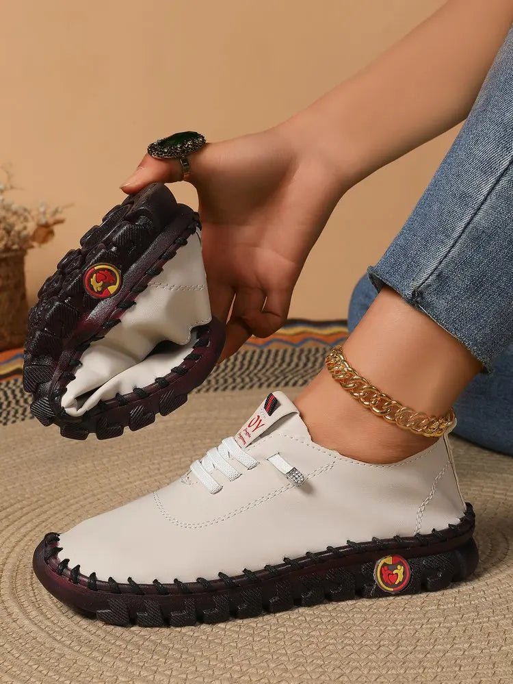 2025 Spring and Autumn Hand-stitched Single Shoes Large Size Women's Shoes Middle-aged Mom Shoes White Shoes Flat Casual Shoes